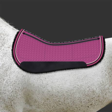 Mattes Lammfellpad round fuchsia / violett - Sattelunterlage und Sattelpad